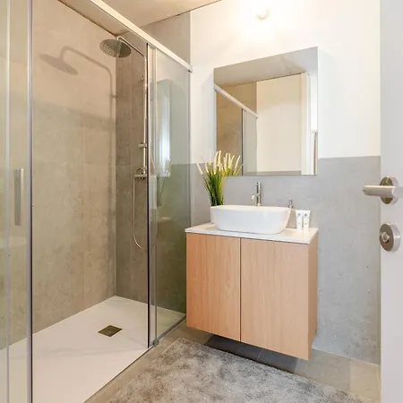 Premium With Garage By Hostwise Apartman *