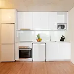 Premium With Garage By Hostwise بورتو