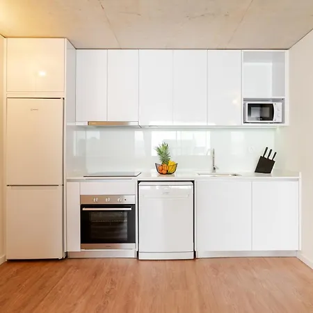 Premium With Garage By Hostwise 波尔图