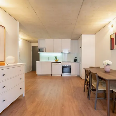 Premium With Garage By Hostwise *