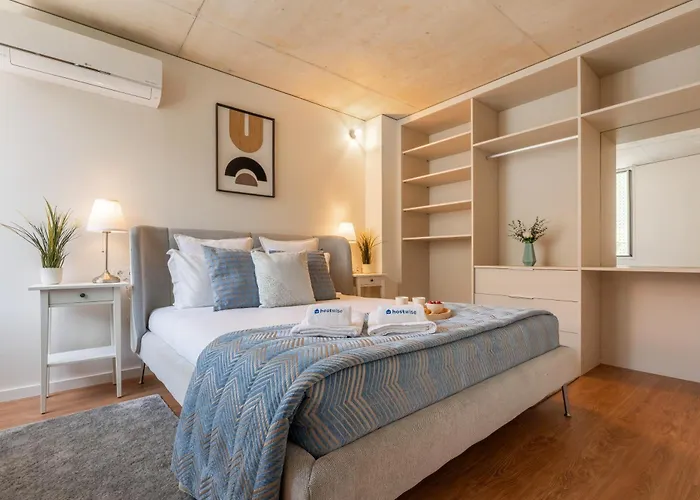 Apartment Premium With Garage By Hostwise