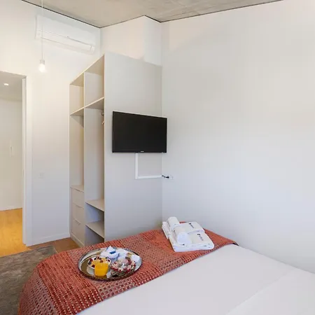 Premium With Garage By Hostwise アパート *
